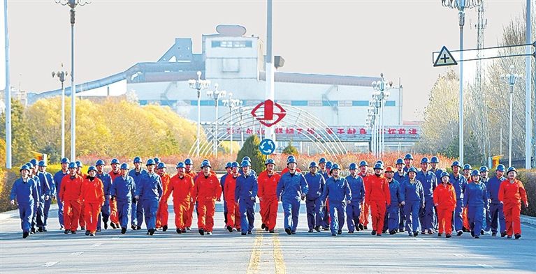 40001百老汇网址集团：科技创新引领高质量发展